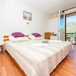In With Sea View, Balcony, Air Conditioning, W-lan 3686-1 *