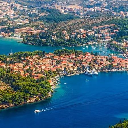 Guest house In With Sea View, Balcony, Air Conditioning, W-lan 3686-1 Cavtat