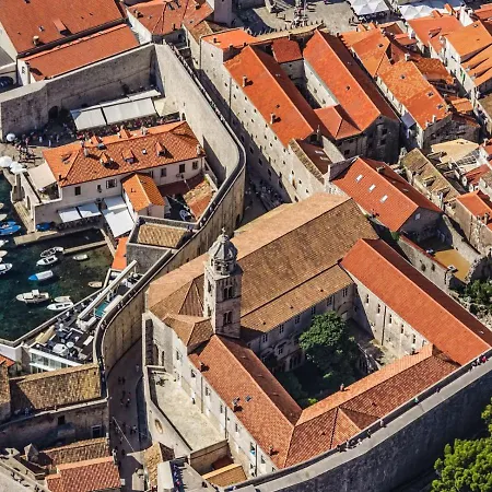 In With Sea View, Balcony, Air Conditioning, W-lan 3686-1 Cavtat