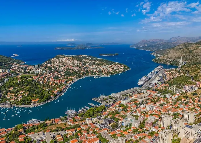 In With Sea View, Balcony, Air Conditioning, W-lan 3686-1 * Cavtat